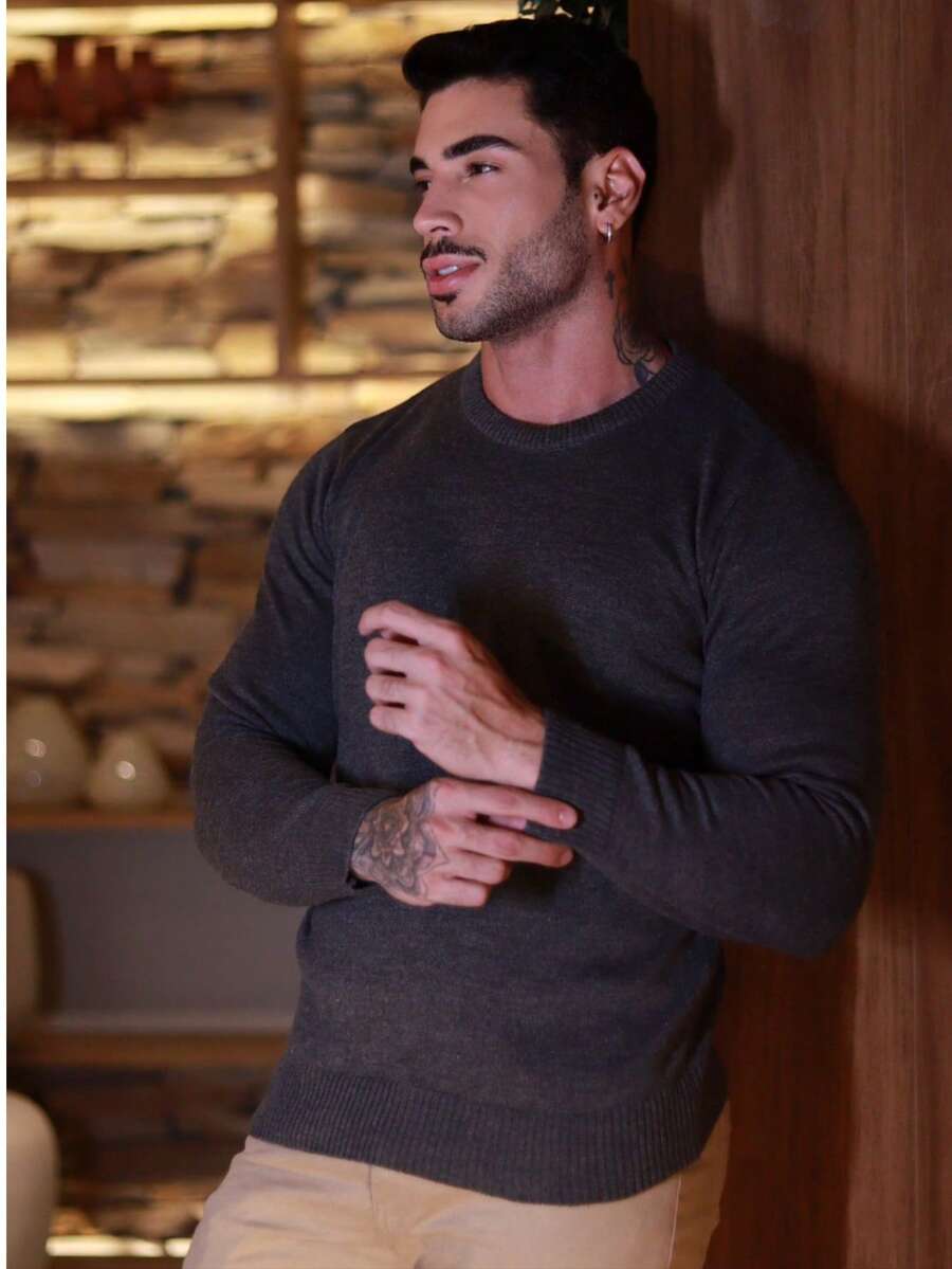 Suéter Masculino Tricô Gola Redonda Slim Fit
