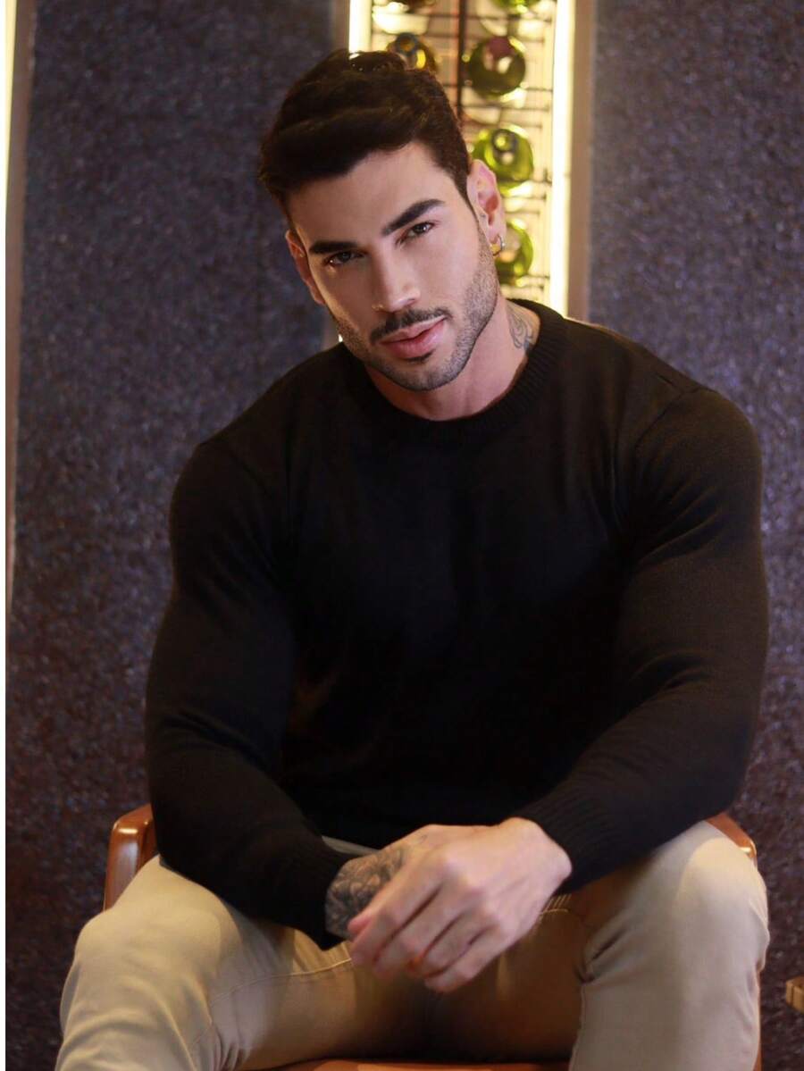 Suéter Masculino Tricô Gola Redonda Slim Fit