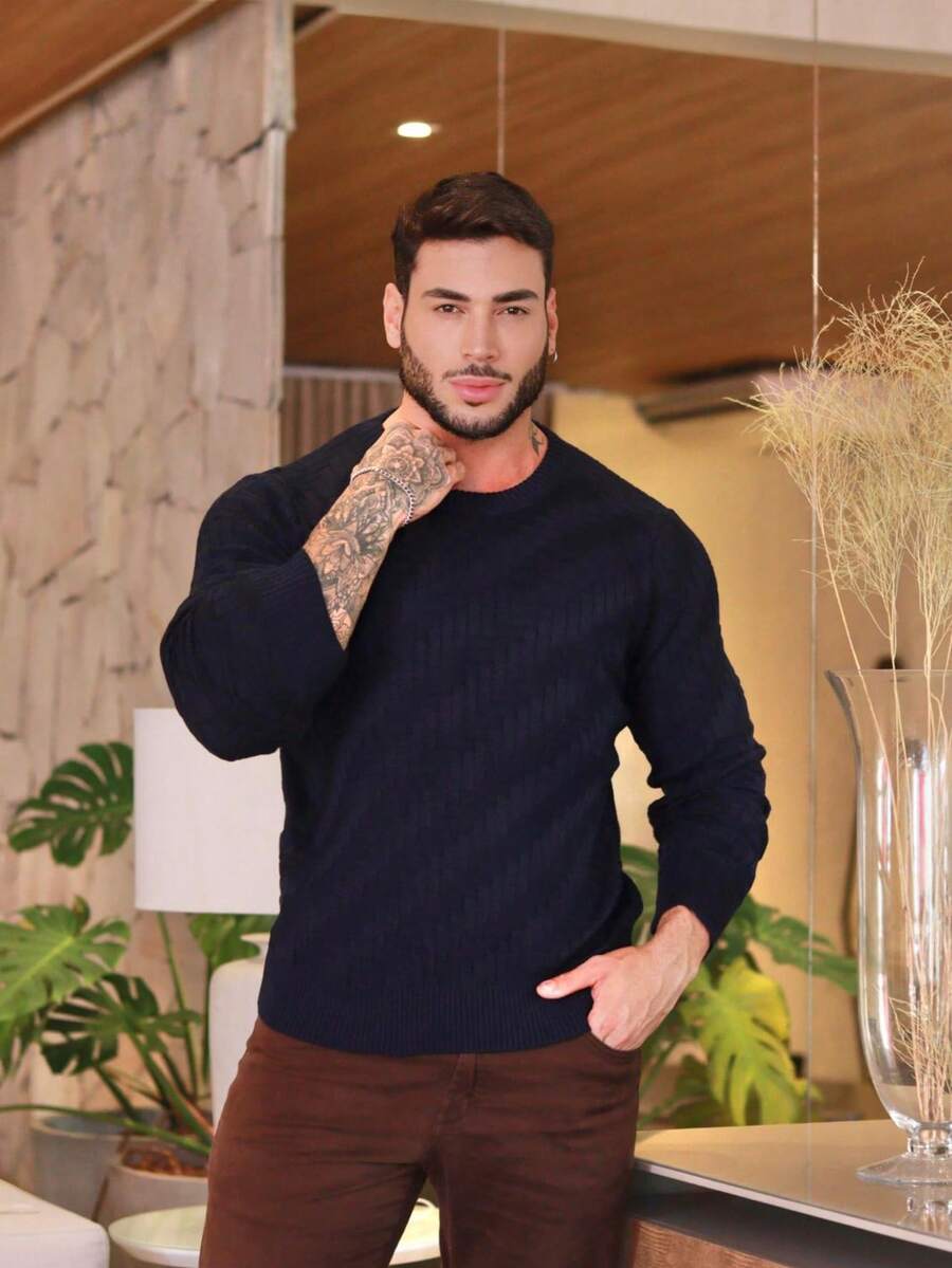 Suéter Masculino Tricô Ombro Caído Básico